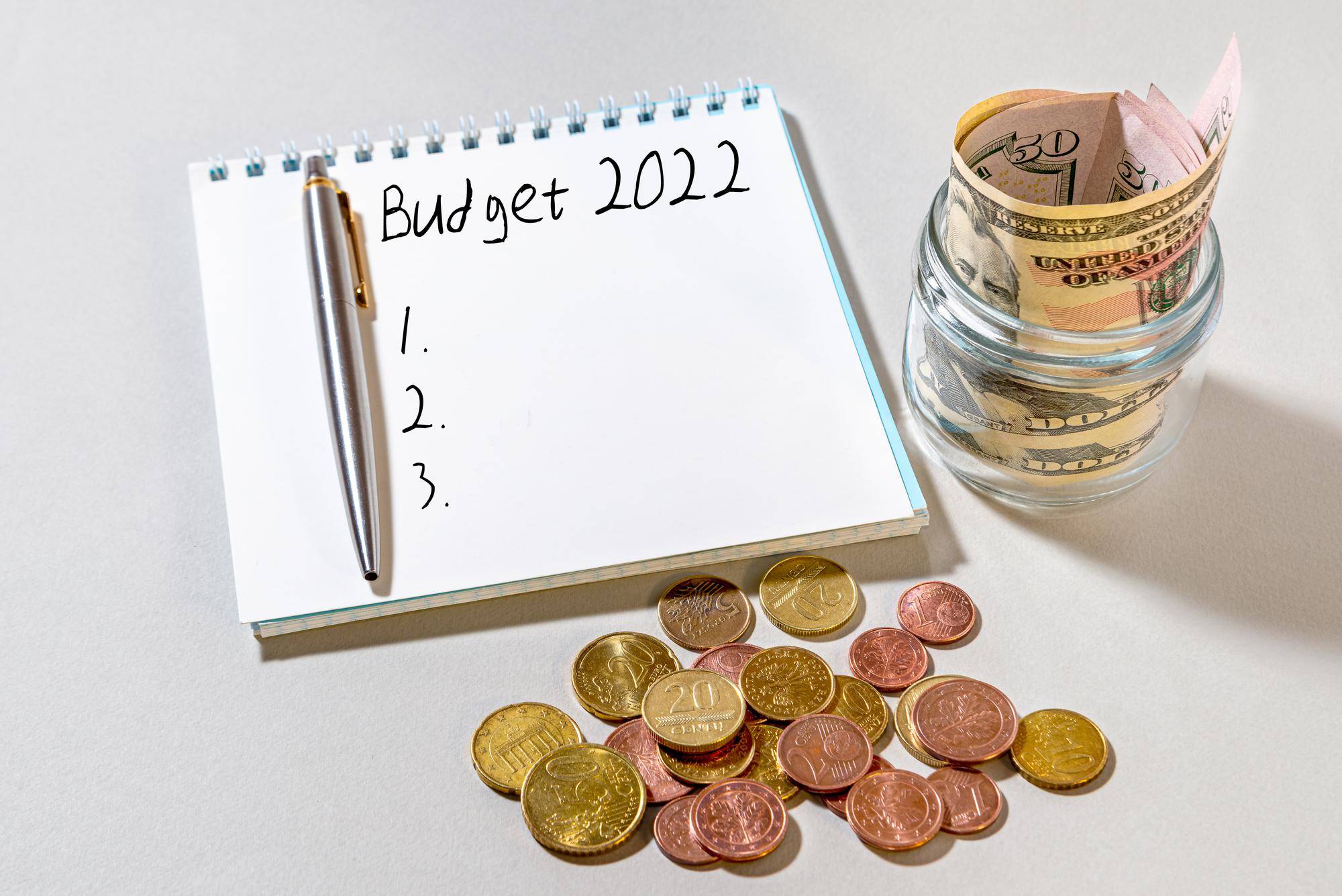 Jak oszczędzać pieniądze budżet 2026 w codziennych wydatkach?